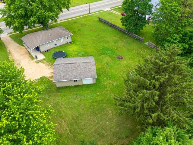 210 N GRAND AVENUE, Embarrass, WI 54933