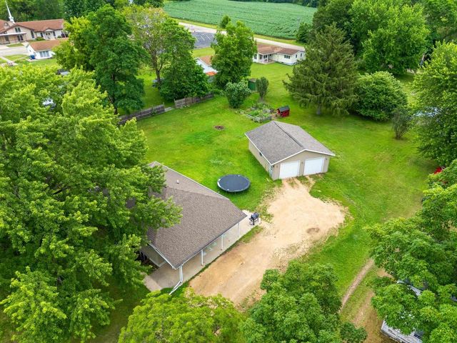 210 N GRAND AVENUE, Embarrass, WI 54933