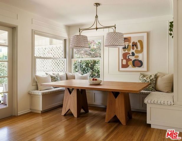 13024 Magnolia Boulevard, Los Angeles, CA 91423