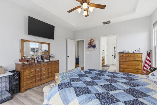 2124 N Jamestown Street, Ozark, MO 65721