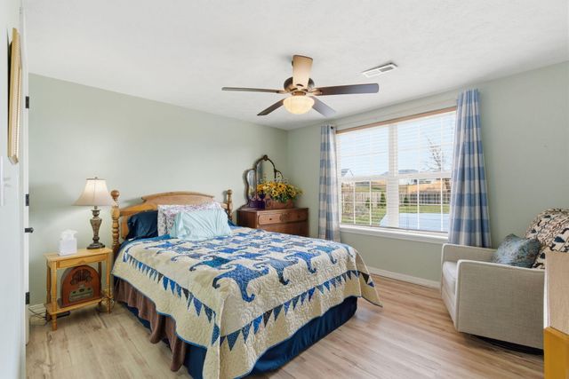 2124 N Jamestown Street, Ozark, MO 65721