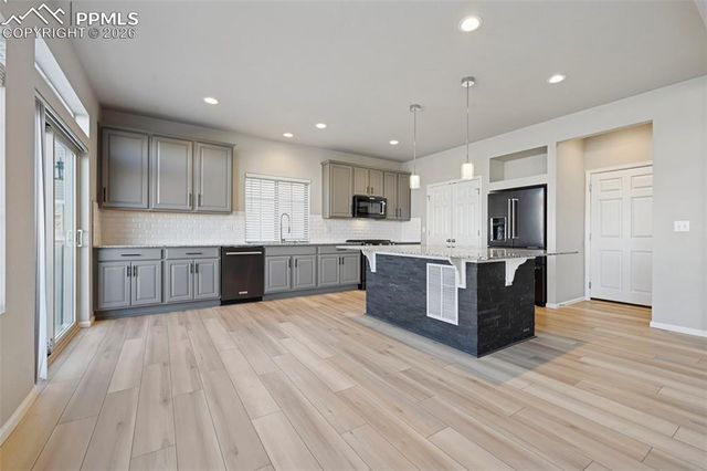 6640 Backcountry Loop, Colorado Springs, CO 80927