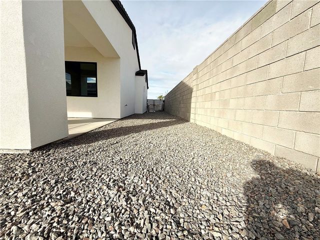 1960 Via Borgata, Fort Mohave, AZ 86426