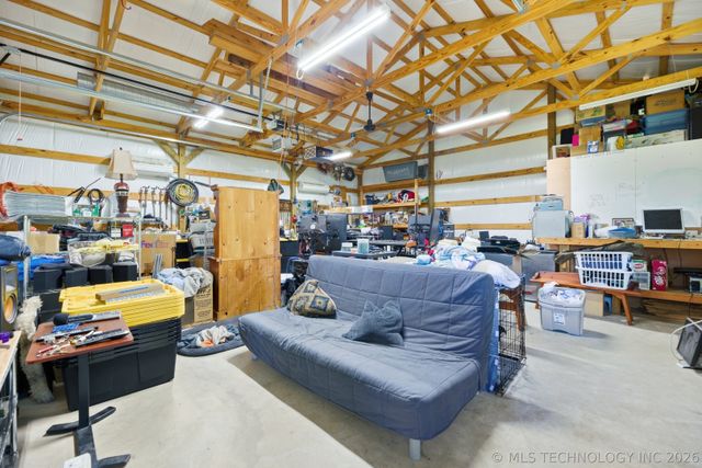 16785 S 169th West West Avenue, Kellyville, OK 74039