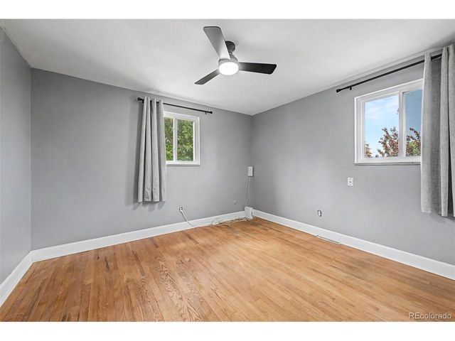 660 S Arbutus St, Lakewood, CO 80228
