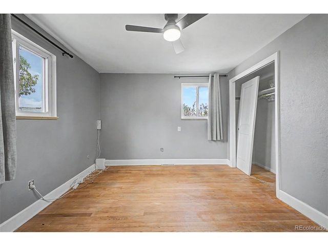 660 S Arbutus St, Lakewood, CO 80228