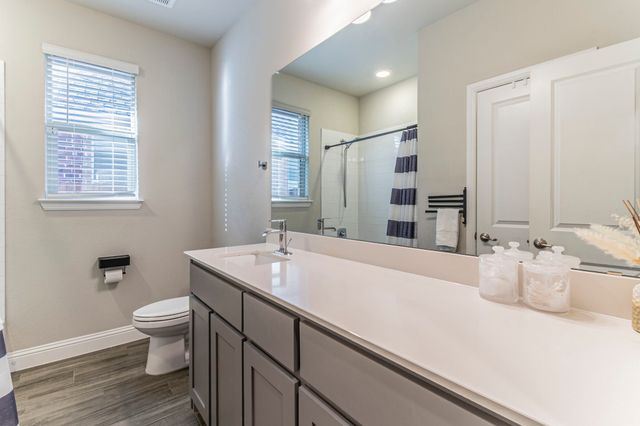 10638 Cherry Tree Way, Grand Prairie, TX 76065