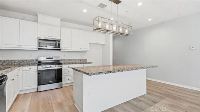 3400 E Foxglove, Ontario, CA 91761