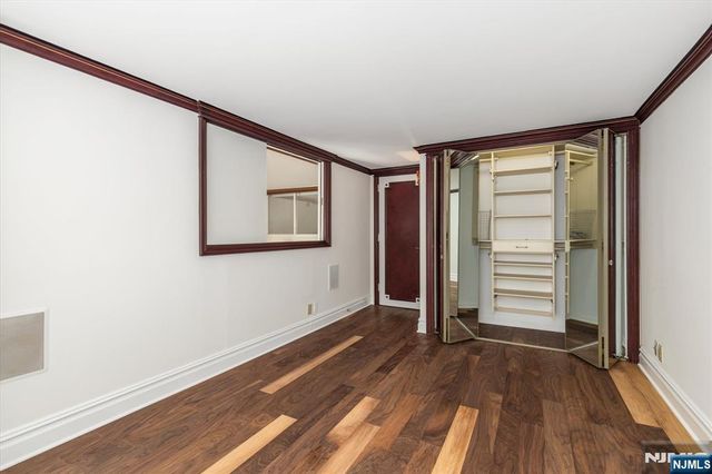 200 Old Palisade Road TH5, Fort Lee, NJ 07024