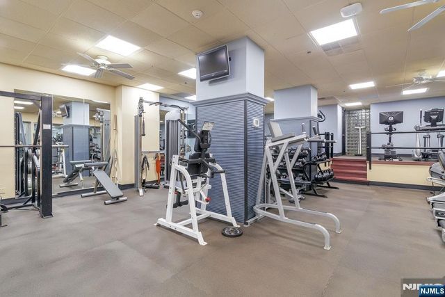 200 Old Palisade Road TH5, Fort Lee, NJ 07024