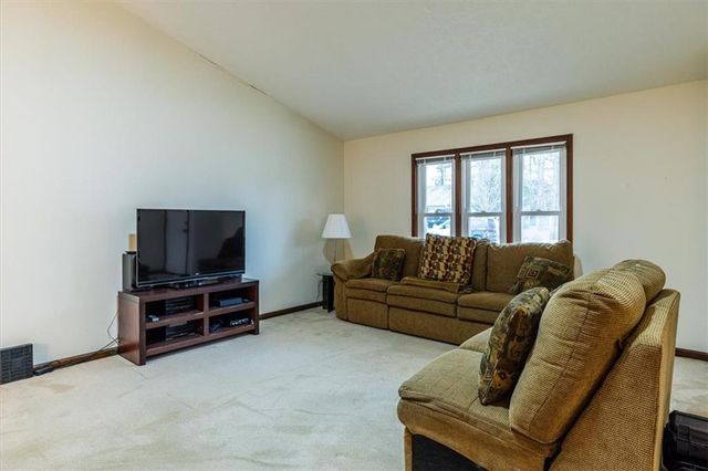 29 Hartley Woods NE Drive, Kennesaw, GA 30144