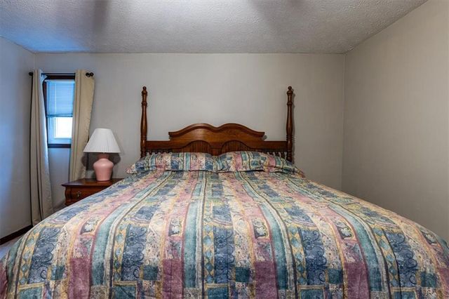 29 Hartley Woods NE Drive, Kennesaw, GA 30144