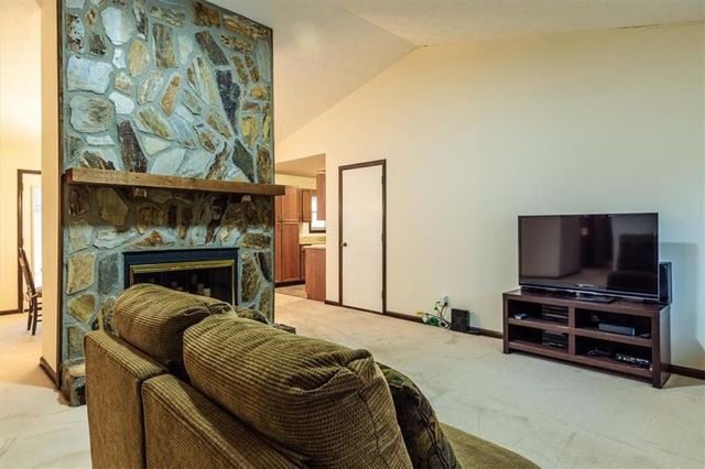 29 Hartley Woods NE Drive, Kennesaw, GA 30144