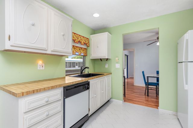 1261 NW 90th Drive, Plantation, FL 33322