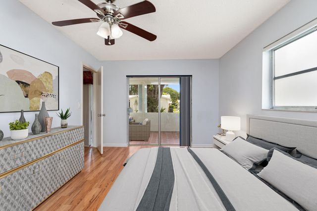 1261 NW 90th Drive, Plantation, FL 33322