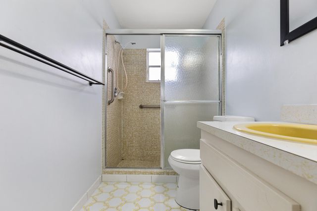 1261 NW 90th Drive, Plantation, FL 33322