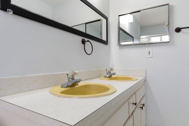 1261 NW 90th Drive, Plantation, FL 33322