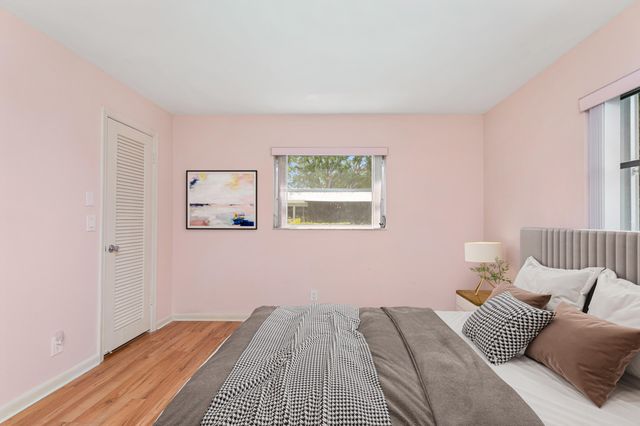 1261 NW 90th Drive, Plantation, FL 33322