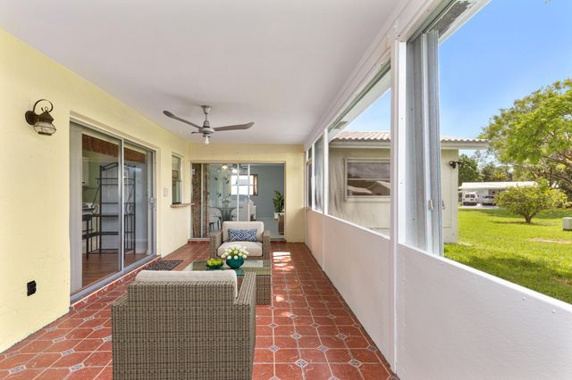 1261 NW 90th Drive, Plantation, FL 33322