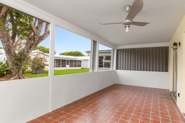 1261 NW 90th Drive, Plantation, FL 33322
