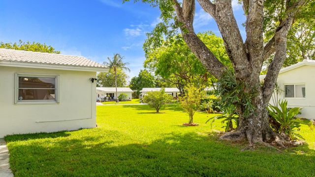 1261 NW 90th Drive, Plantation, FL 33322