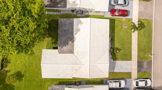 1261 NW 90th Drive, Plantation, FL 33322