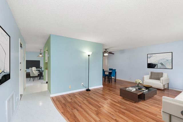 1261 NW 90th Drive, Plantation, FL 33322