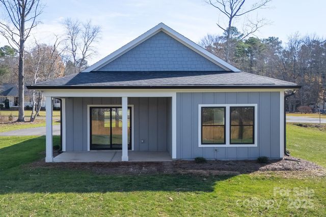 128 Loblolly Drive, Mount Gilead, NC 27306