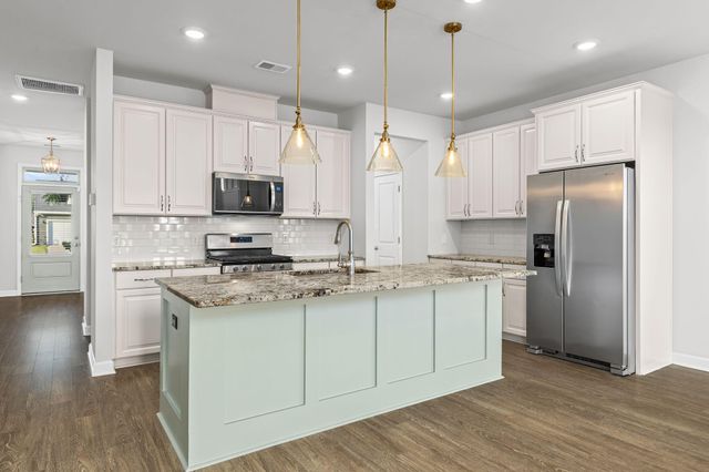 409 Carrara Drive, Summerville, SC 29486