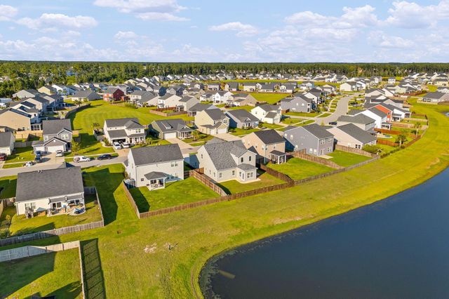 409 Carrara Drive, Summerville, SC 29486