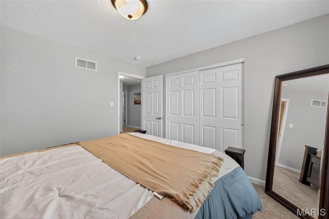 3206 Rue Royale Street, St Charles, MO 63301