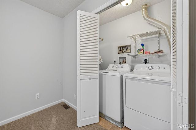 3206 Rue Royale Street, St Charles, MO 63301
