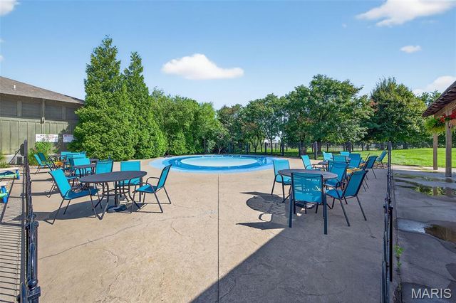 3206 Rue Royale Street, St Charles, MO 63301