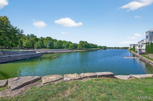 3206 Rue Royale Street, St Charles, MO 63301