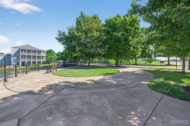 3206 Rue Royale Street, St Charles, MO 63301