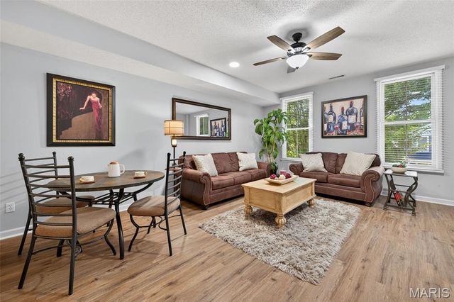 3206 Rue Royale Street, St Charles, MO 63301