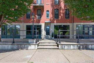 3206 Rue Royale Street, St Charles, MO 63301