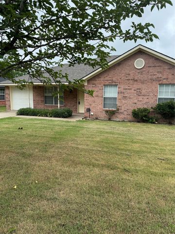 1109 N Riggins Street, Anna, TX 75409