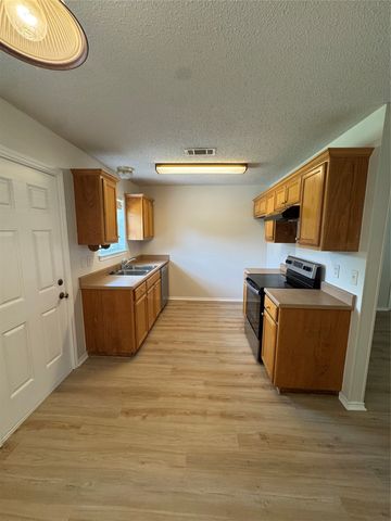 1109 N Riggins Street, Anna, TX 75409