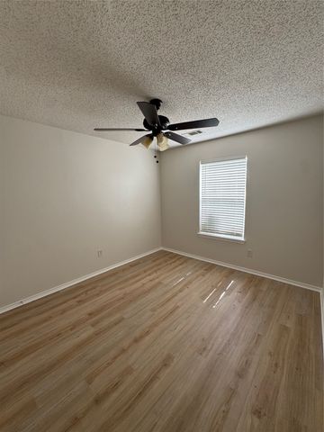 1109 N Riggins Street, Anna, TX 75409