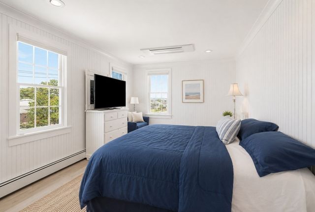 250 Central Ave, Scituate, MA 02047