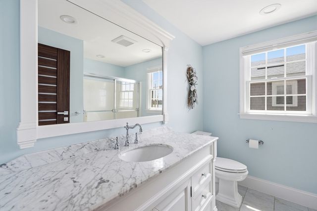 250 Central Ave, Scituate, MA 02047