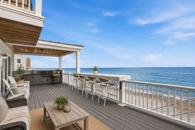 250 Central Ave, Scituate, MA 02047
