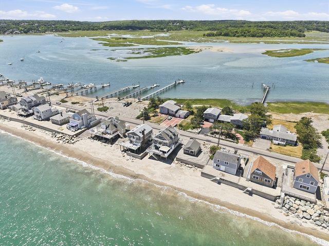 250 Central Ave, Scituate, MA 02047