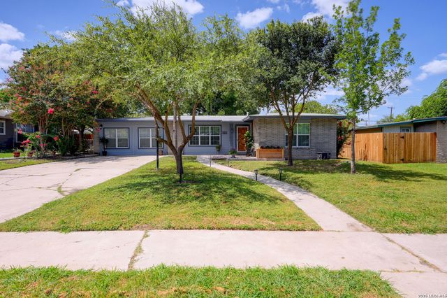 651 shadywood, San Antonio, TX 78216