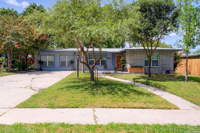 651 shadywood, San Antonio, TX 78216