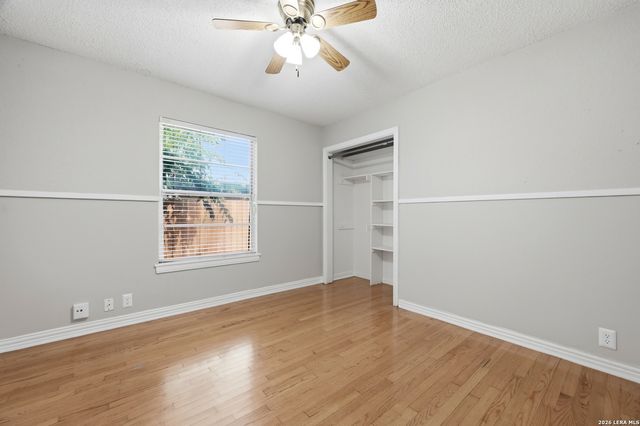651 shadywood, San Antonio, TX 78216