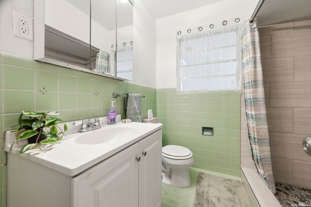 651 shadywood, San Antonio, TX 78216