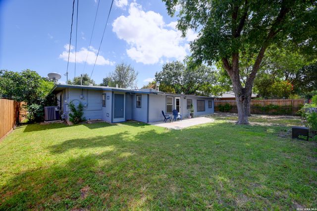 651 shadywood, San Antonio, TX 78216