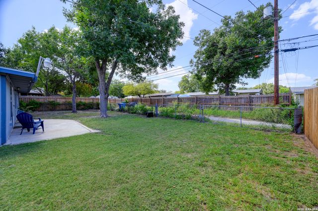 651 shadywood, San Antonio, TX 78216